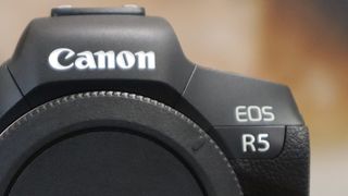 Canon EOS R5