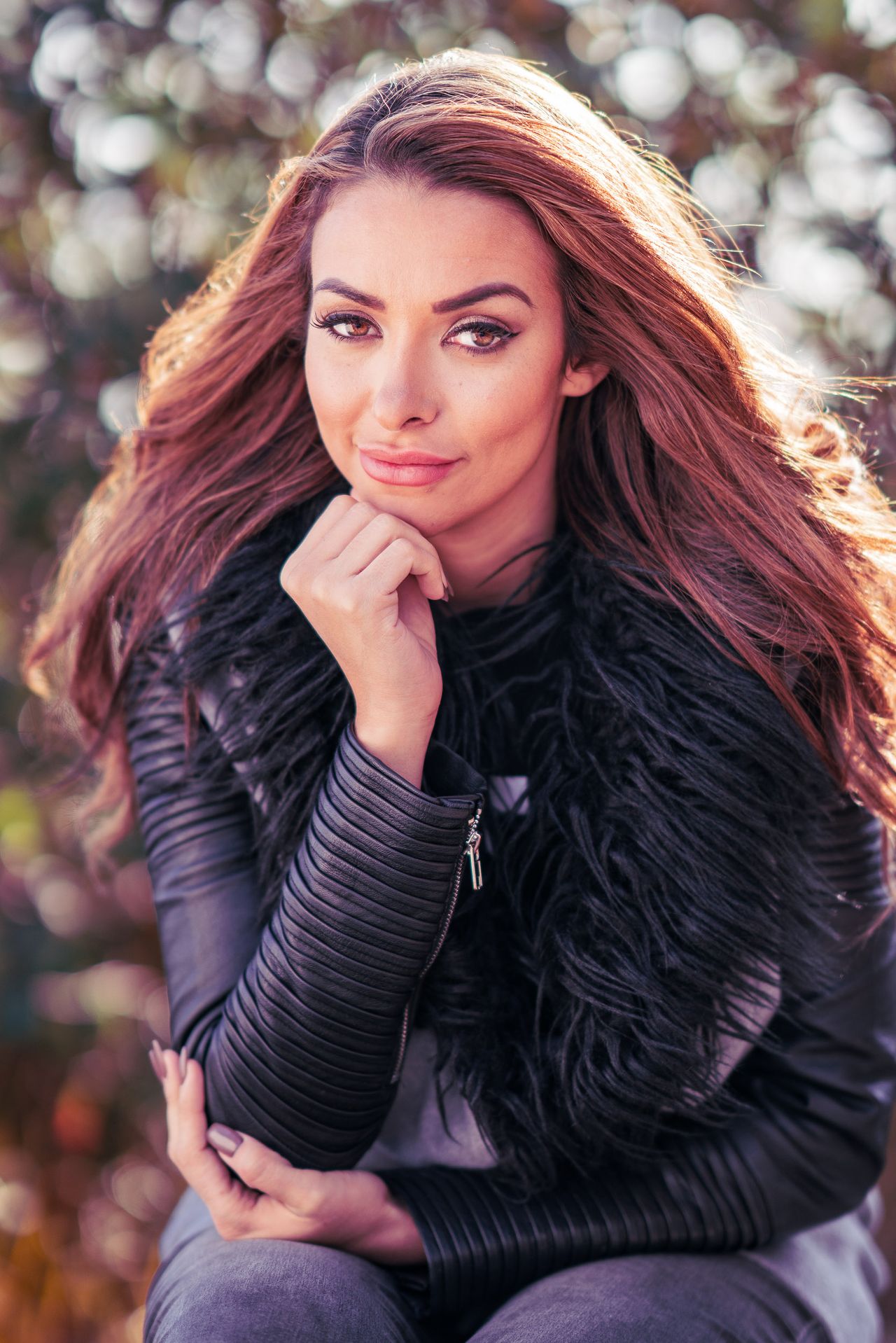 Fast lenses are ideal for portraits. An aperture of f/1.4 has nicely blurred the background and isolated our subject...