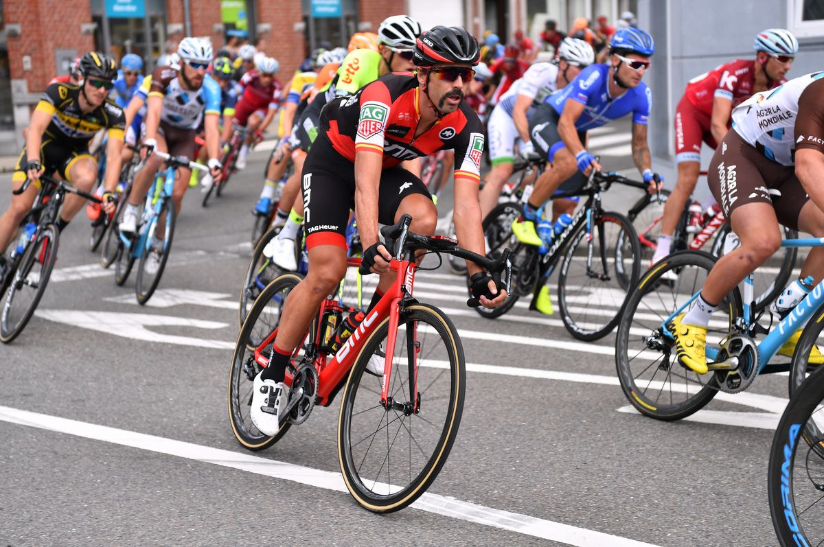 Fran Ventoso (BMC) in the bunch