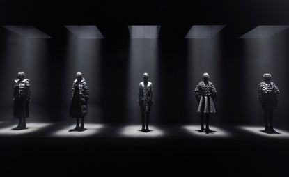 Moncler Noir二宫圭装置拍摄