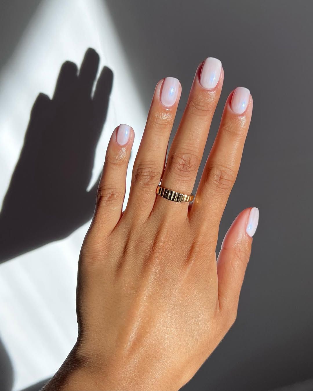 Marine nails trend designs