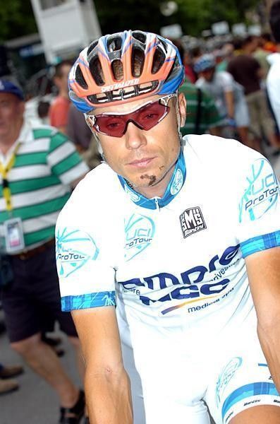 Damiano Cunego (Lampre) looking rough after his Tour de France crash.