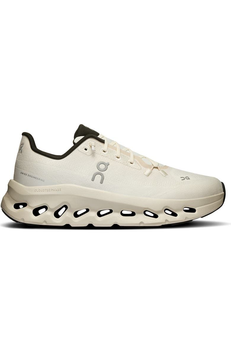 Cloudtilt Athletic Sneaker