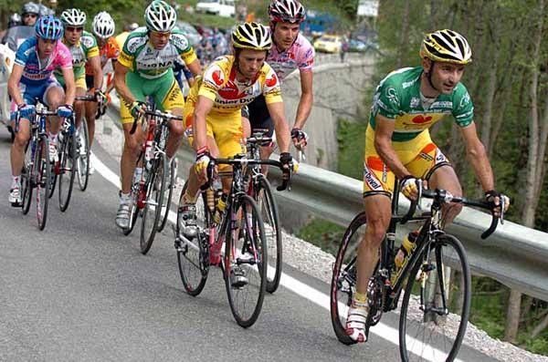 Piepoli leads the gang of big names, including Simoni, Basso, Gutierrez, Cunego and Pena