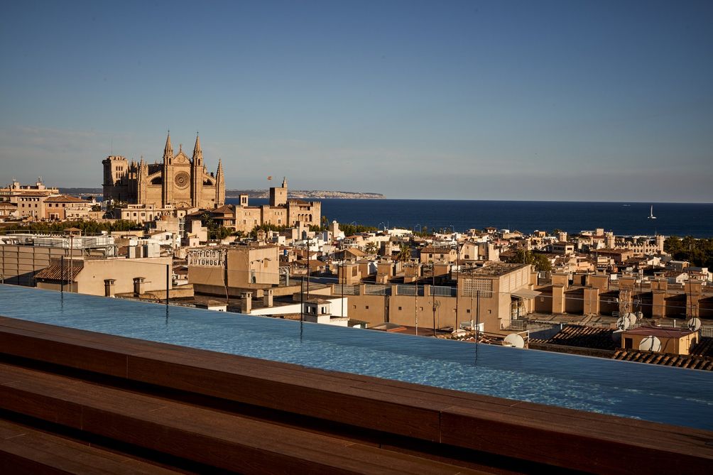 best mallorca hotels total solar eclipse 2026