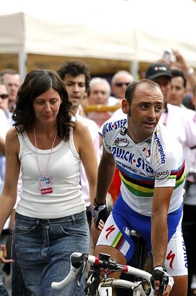 Bettini and wife in Bergamo.