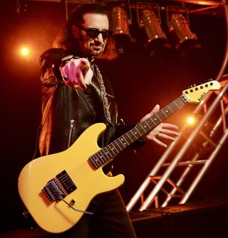 Bruce Kulick custom guitars