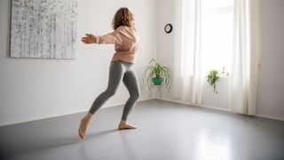 Woman doing skater exercises