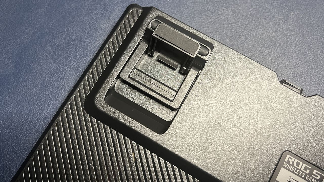 Asus ROG STRIX Scope II 96
