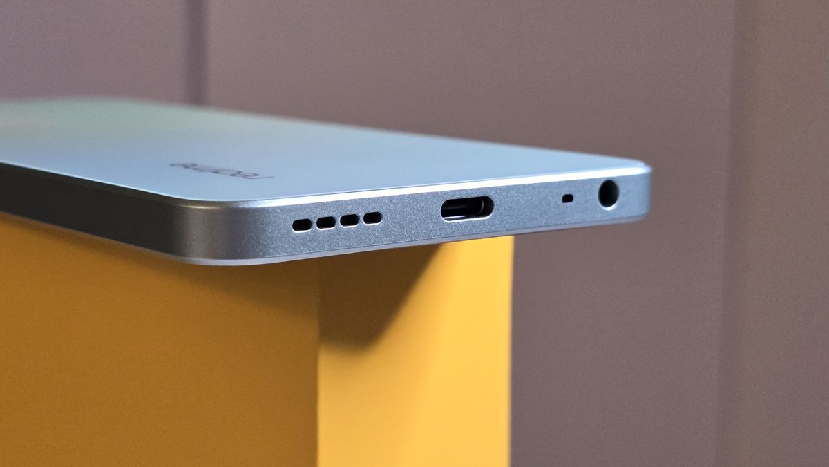 realme C67
