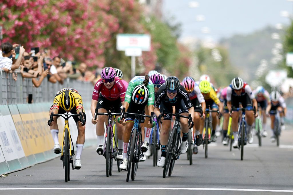 TORTOLI ITALY JULY 01 Elisa Balsamo of Italy and Team Trek Segafredo green mountain jersey sprints to win ahead of Marianne Vos of Netherlands and Jumbo Visma Team and Lotte Kopecky of Belgium and Team SD Worx Pink UCI Womens WorldTour Leader Jersey during the 33rd Giro dItalia Donne 2022 Stage 2 a 1065km stage from Villasimius to Tortoli GiroDonne UCIWWT on July 01 2022 in Tortoli Italy Photo by Dario BelingheriGetty Images