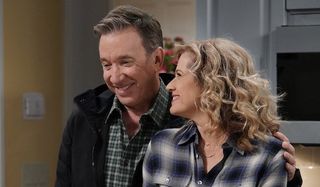 Mike and Vanessa being loving on last man standing