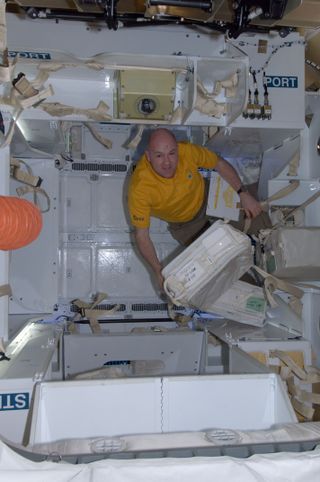 Andre Kuipers Inside Dragon Capsule