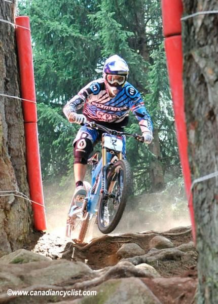 Gee Atherton (GBr) Commencal