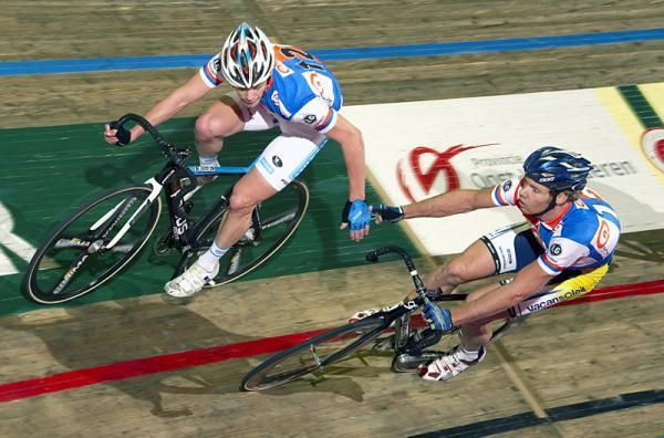 Dutchmen Jens Mouris and Wim Stroetinga in action.