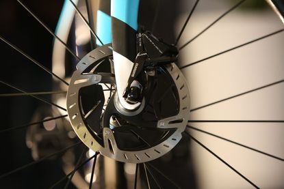 new shimano dura-ace r9100 groupset disc brakes