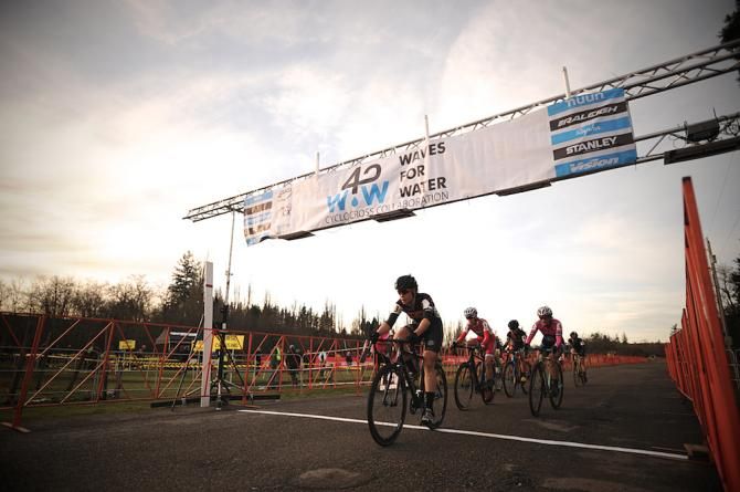 With one to go, there was a sizable group hanging together including all three of the podium spots in the elite women's race