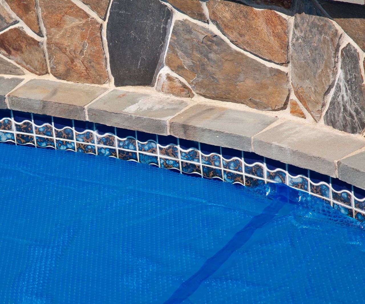 How to heat a pool without a heater expert tips Homes & Gardens