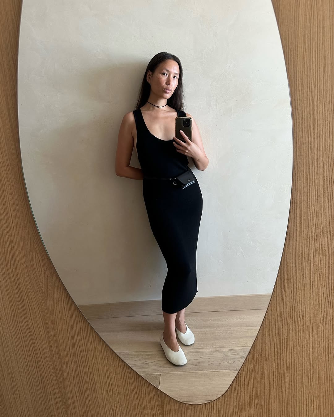 Anne-Victoire Lefevre wears ballet flats