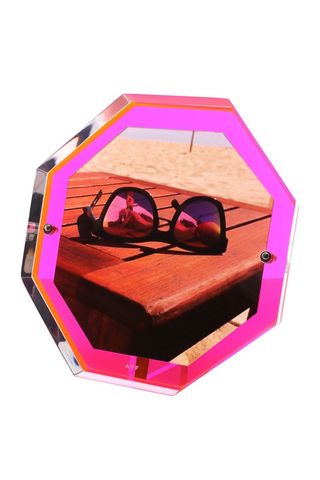 Desk accessories: Snap Bolt Picture Frame