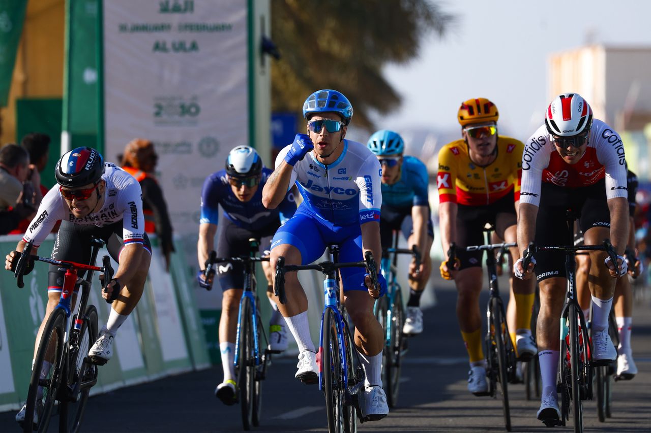 Dylan Groenewegen won stage 1 of the 2023 Saudi Tour