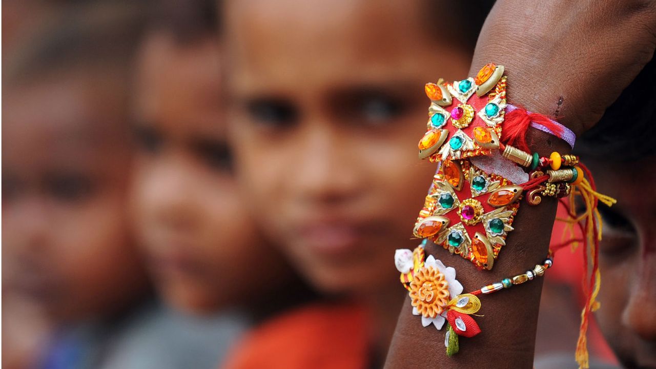 wd-india_child_-_dibyangshu_sarkarafpgettyimages.jpg