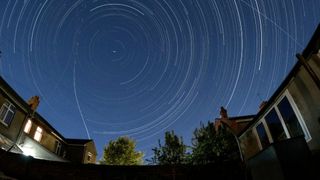 How to photograph star trails