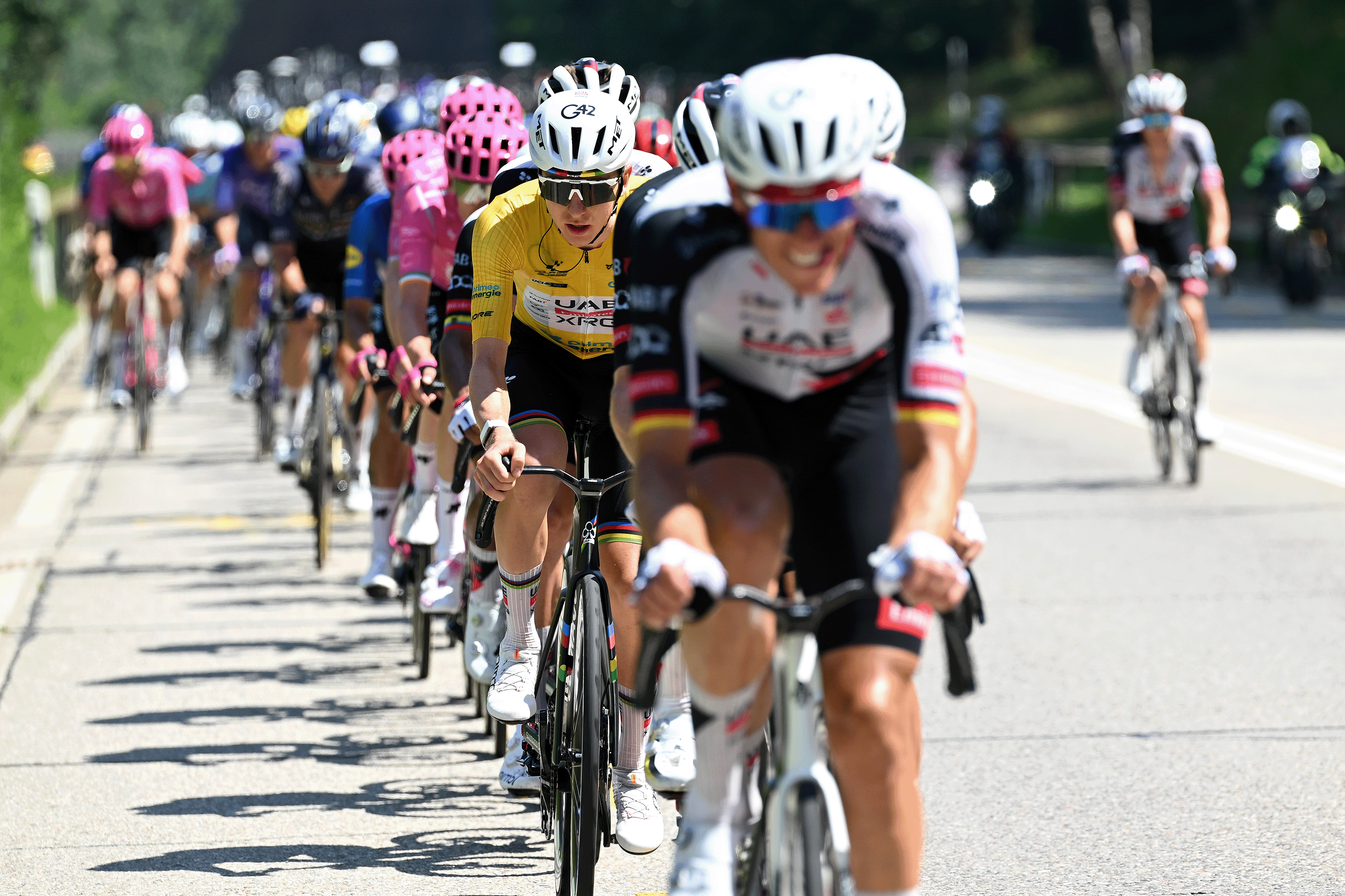 Tour de Suisse Men stage 2 LIVE: 14-rider breakaway gets up the road as Pogačar's UAE team control in the peloton