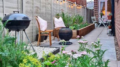 outdoor seating area with raised planter