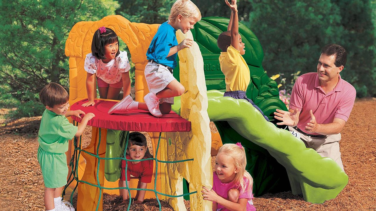 best climbing frame: Little Tikes Jungle Climber With Wave Slide