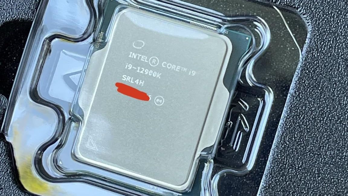 Intel Core i9-12900K Spotted in the Wild With Flashy Retail Packaging ...
