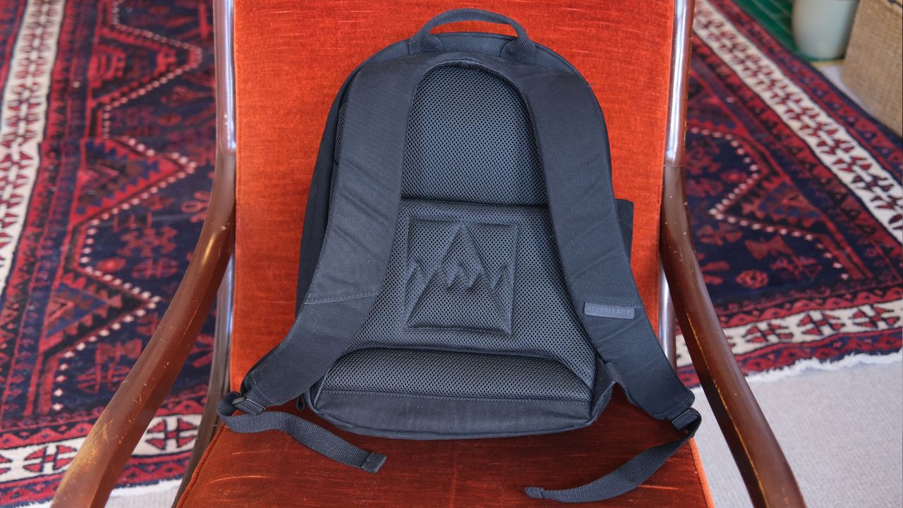Stubble &amp; Co Classic Backpack 15L review