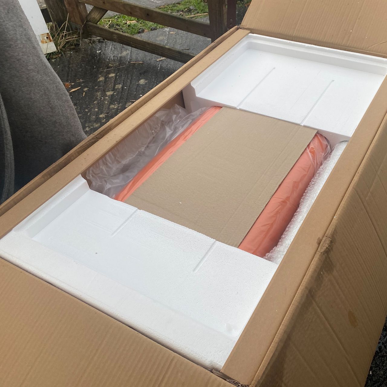 Everdure Force during unboxing