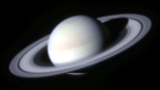 The first color composite of Saturn taken by NASA&amp;#039;s Cassini spacecraft