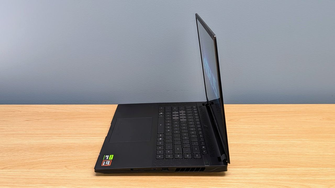 Gigabyte Aorus Master 16 Gen 2 gaming laptop
