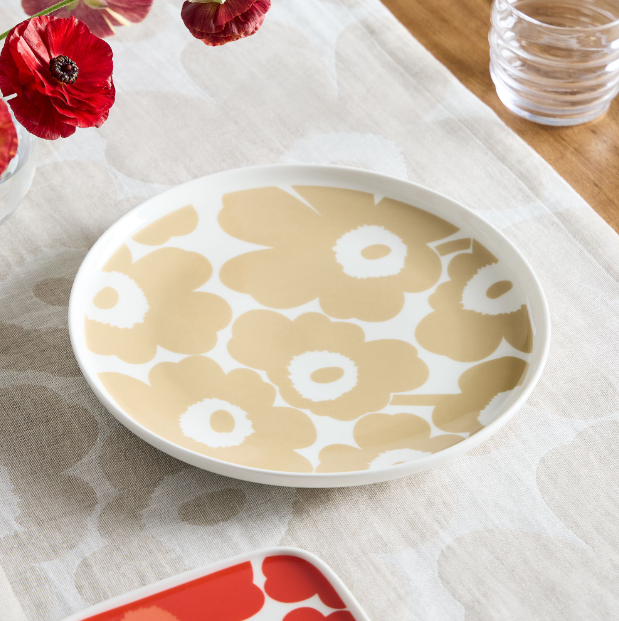 neutral floral plate