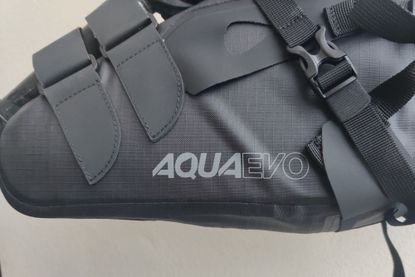 Oxford Aqua Evo Adventure Seat Pack review - top-notch waterproofing ...