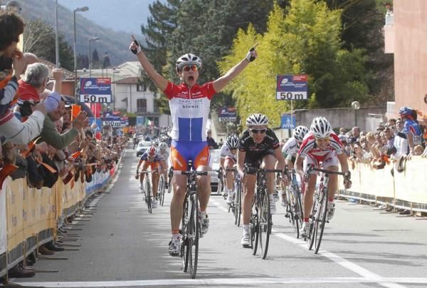 Vos timed her sprint perfectly