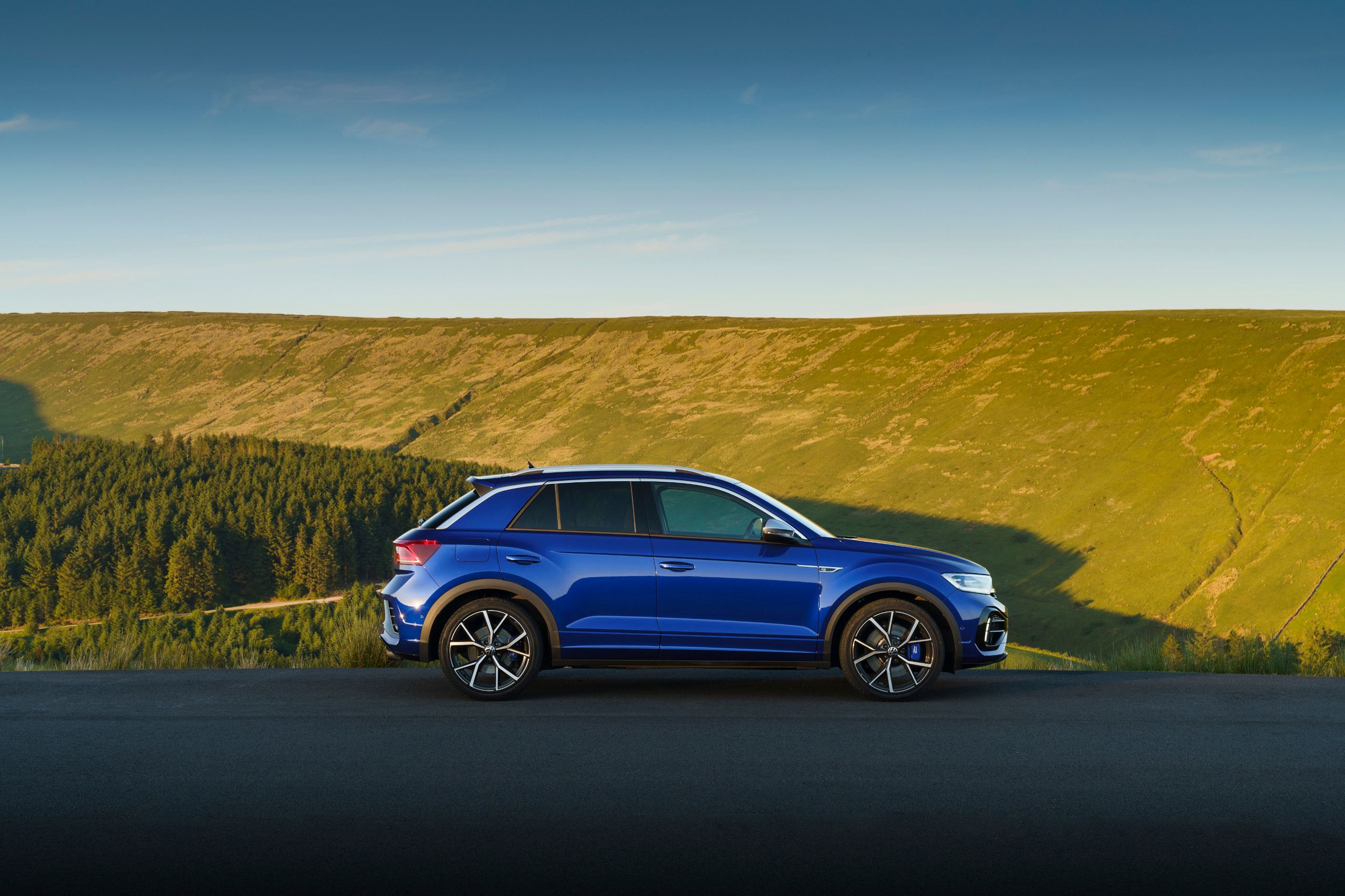 The VW T-Roc sticks firmly to the middle of the road, a best-seller that’s short on surprises