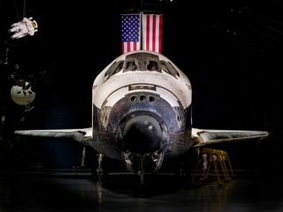 Front View of Discovery in Udvar-Hazy Center