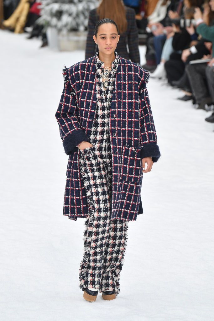 Fashion show, Fashion, Runway, Clothing, Tartan, Fashion model, Plaid, Pattern, Street fashion, Design,