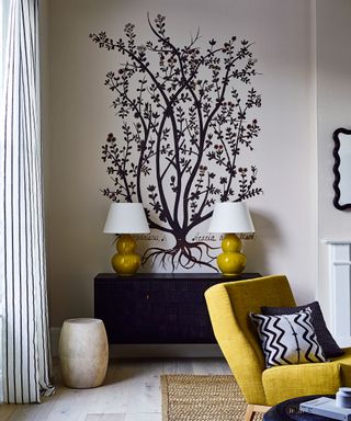 Wall decor idea with wall decals in the living room