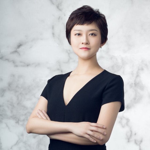 Dr. Julia Bao headshot Founder and CEO of BAO Laboratory
