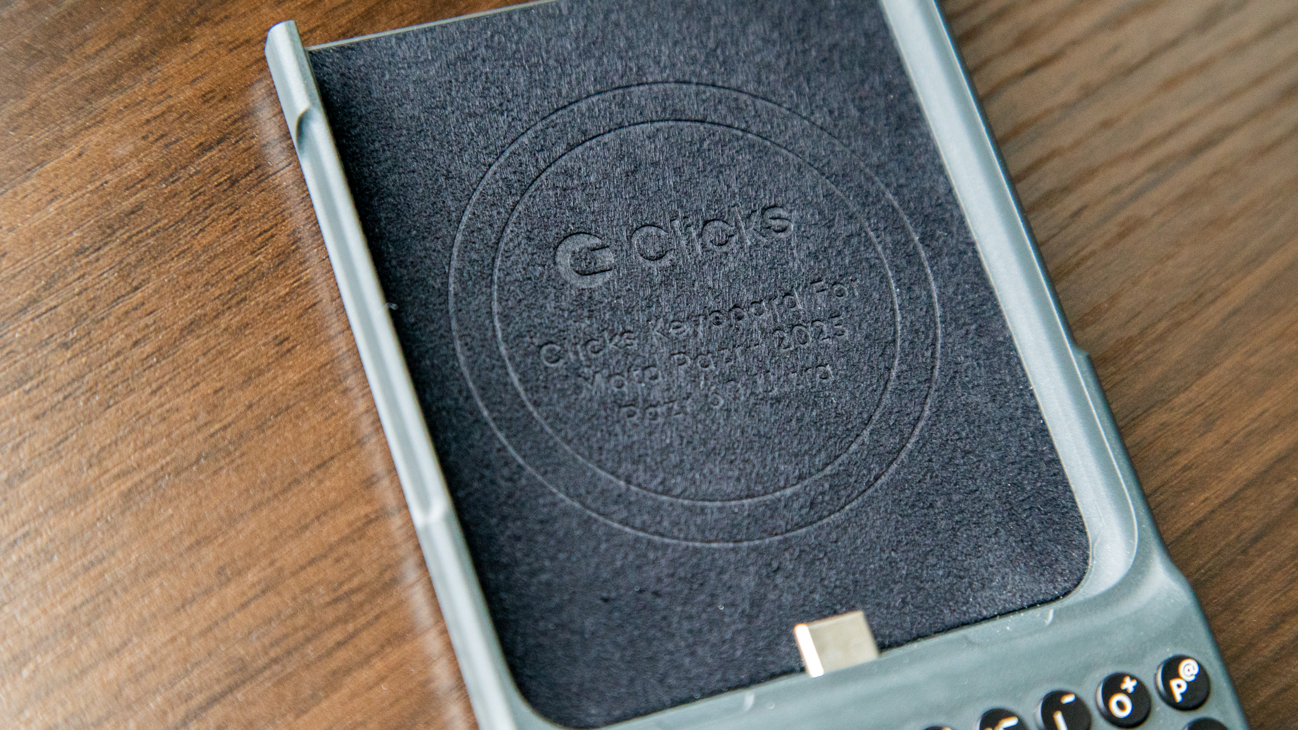 Clicks on keyboard case and USB-C port