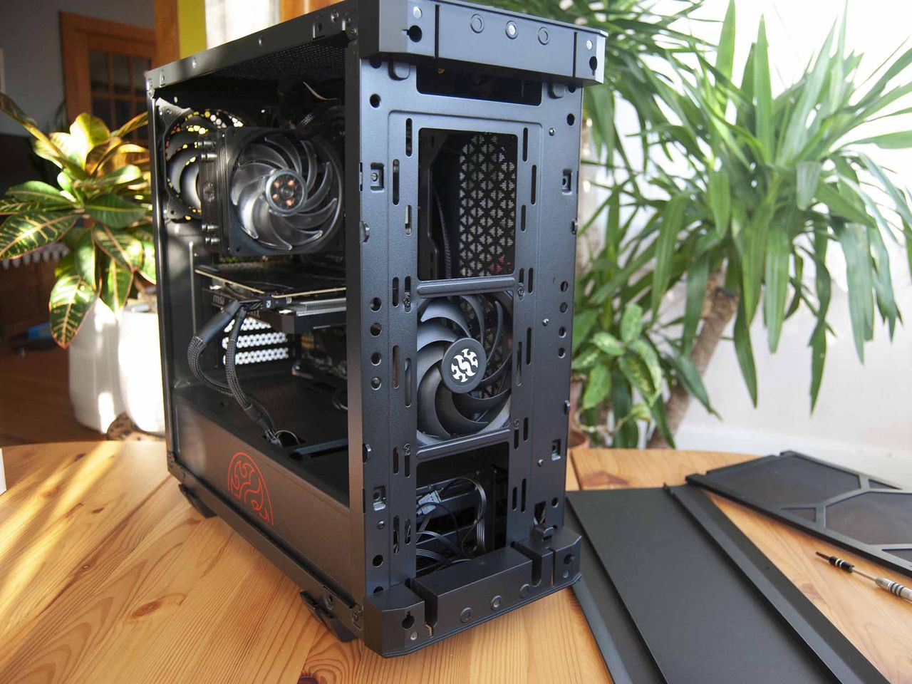 Xpg Invader Front Removed