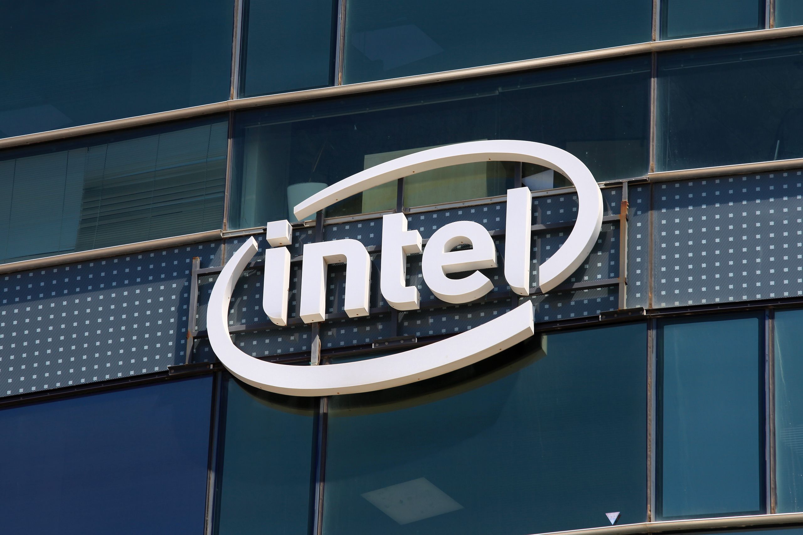 Report: Intel Looking to Sell Connected Home Chip Division | Tom's Hardware