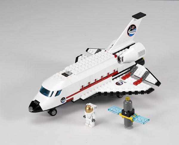 Lego is releasing four space-themed sets to get kids excited more interested in science and tech.