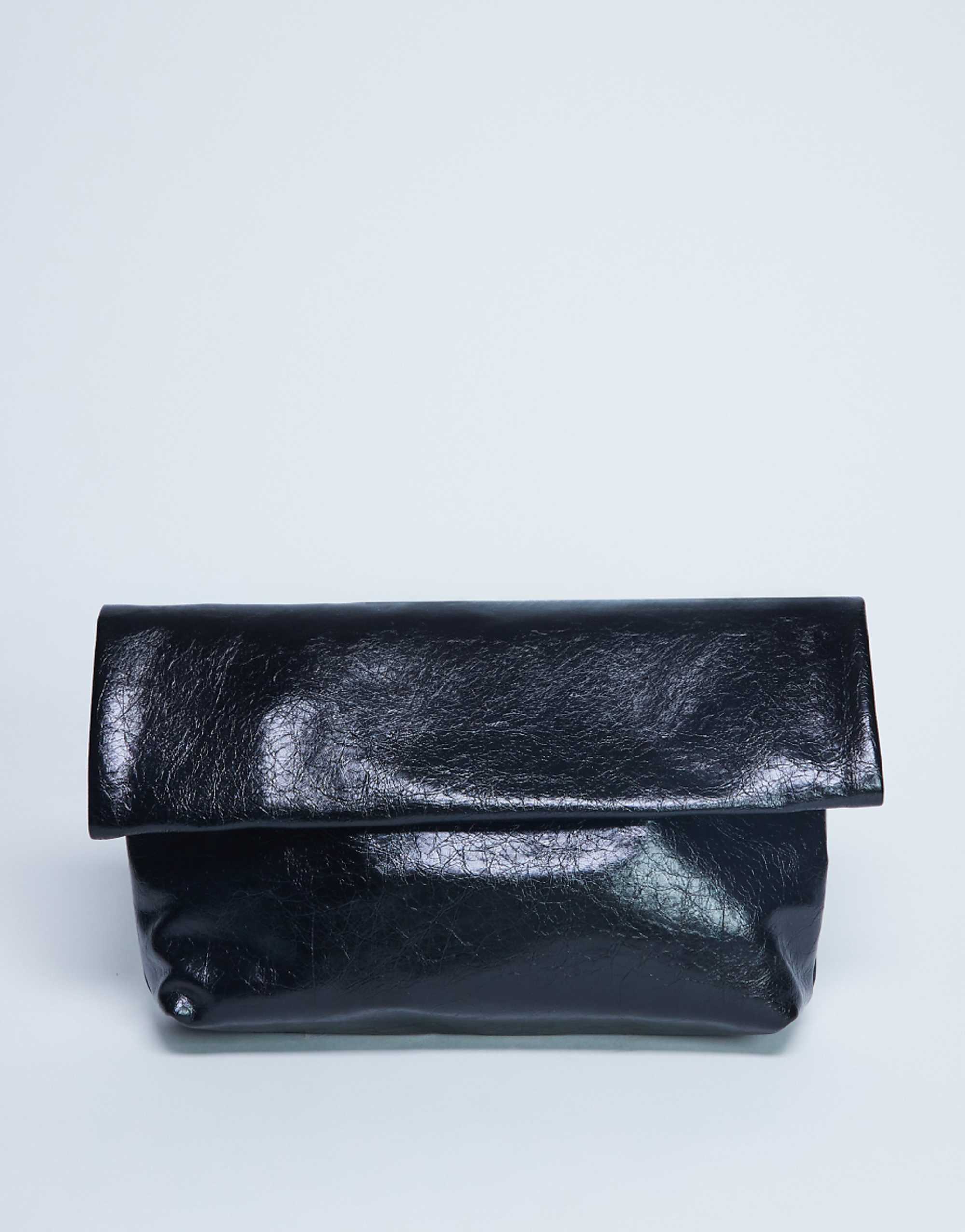 Topshop Georgia Folded Clutch Grab Bag in Black