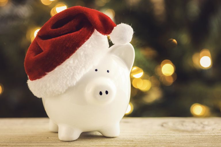 How to save money at Christmas