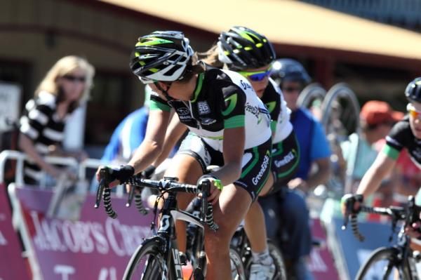 GreenEDGE-AIS riders, Jessie Maclean and Shara Gillow look out for reactions behind them